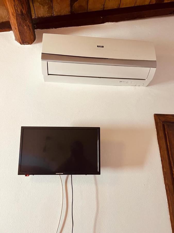 Albergo Dal Fata Gambassi Terme Bagian luar foto